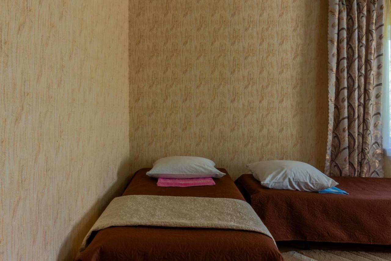 Rooms With Fortetsya View Kamenets-Podolsk Eksteriør bilde