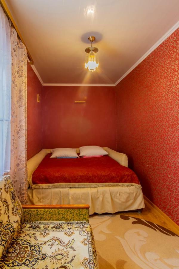 Rooms With Fortetsya View Kamenets-Podolsk Eksteriør bilde